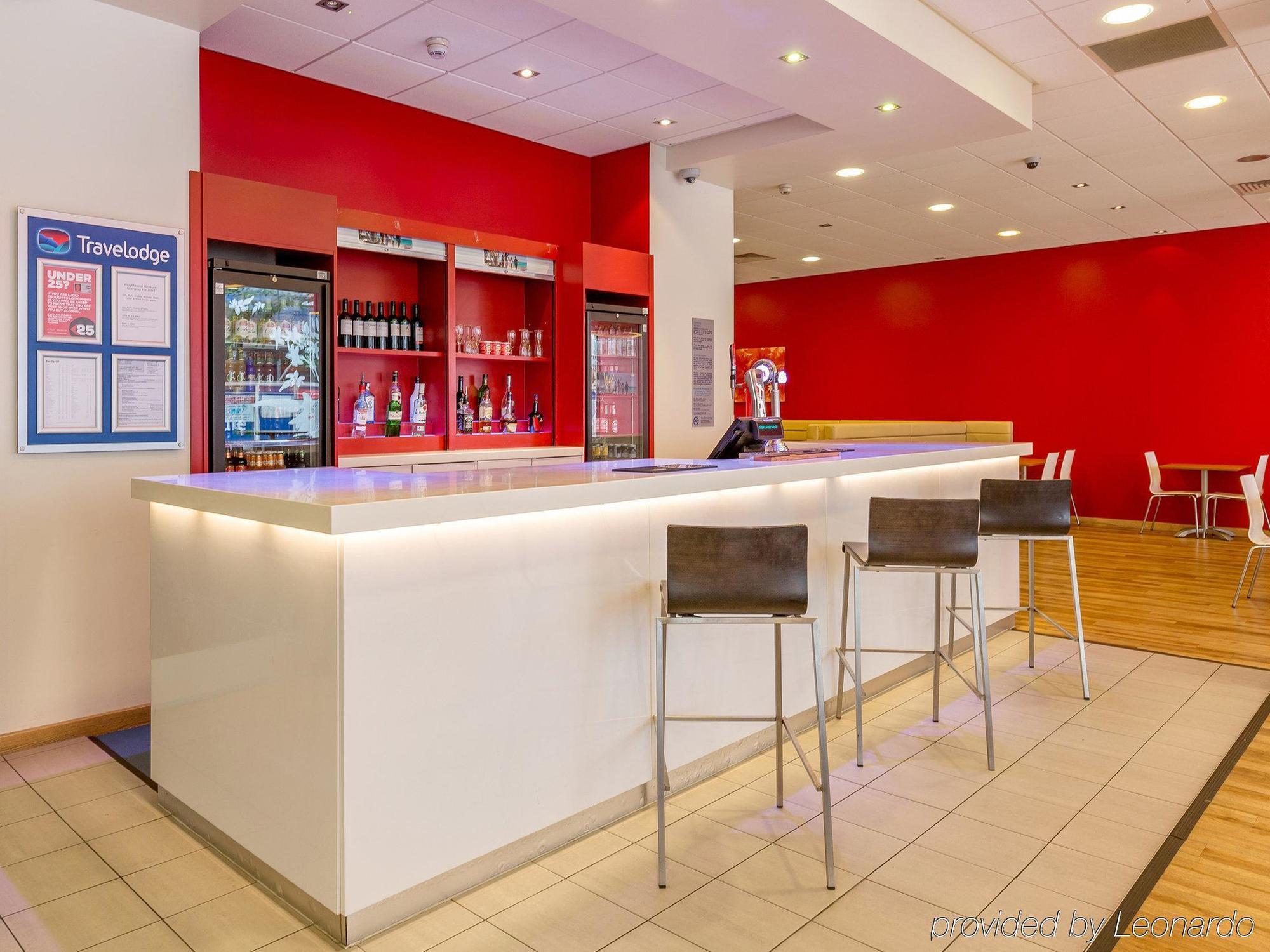 Travelodge London Woolwich Londres Exterior foto