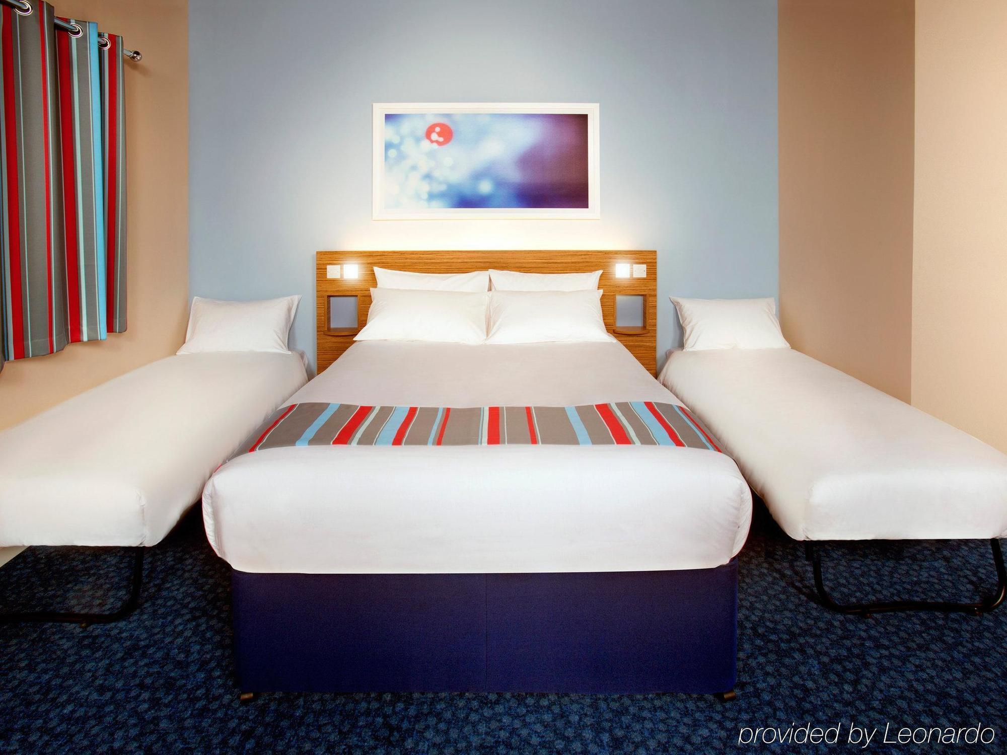 Travelodge London Woolwich Londres Exterior foto